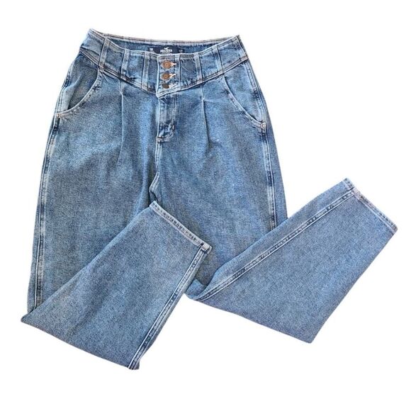 Hollister Ultra High Rise 80s Mom Jeans Blue Denim Medium Wash | 27 | EUC - Picture 7 of 9